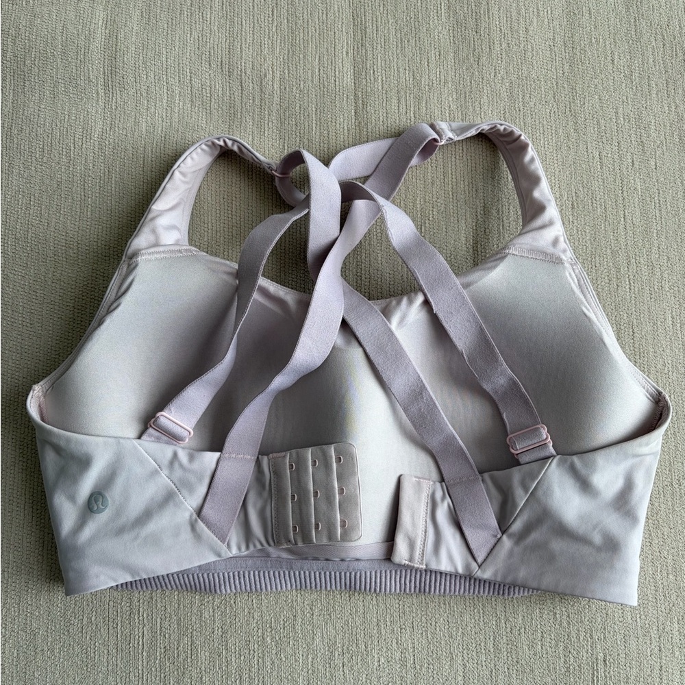 Lululemon Energy High Support Bra Size 34DD Color Pink Like New Condition - Picture 2 of 4